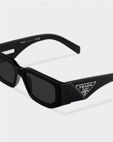 prada spr12z_e1ab_f05s0_c_053|Slate Gray Lenses Sunglasses With Prada Logo .